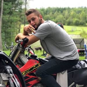 Meet your Posher, Alex